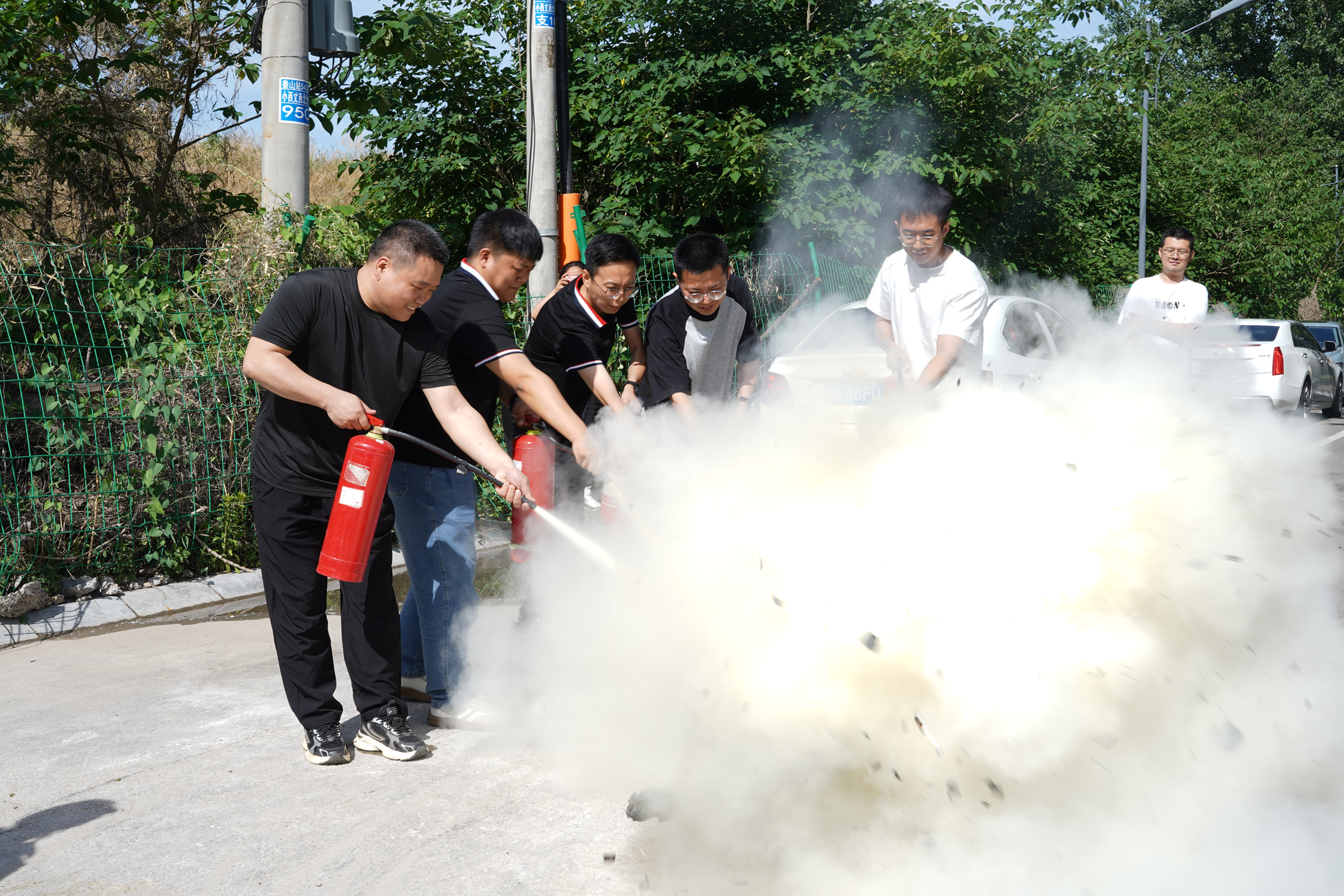 工大科雅开展沉浸式消防培训与疏散演练(图4) DSC02294.png
