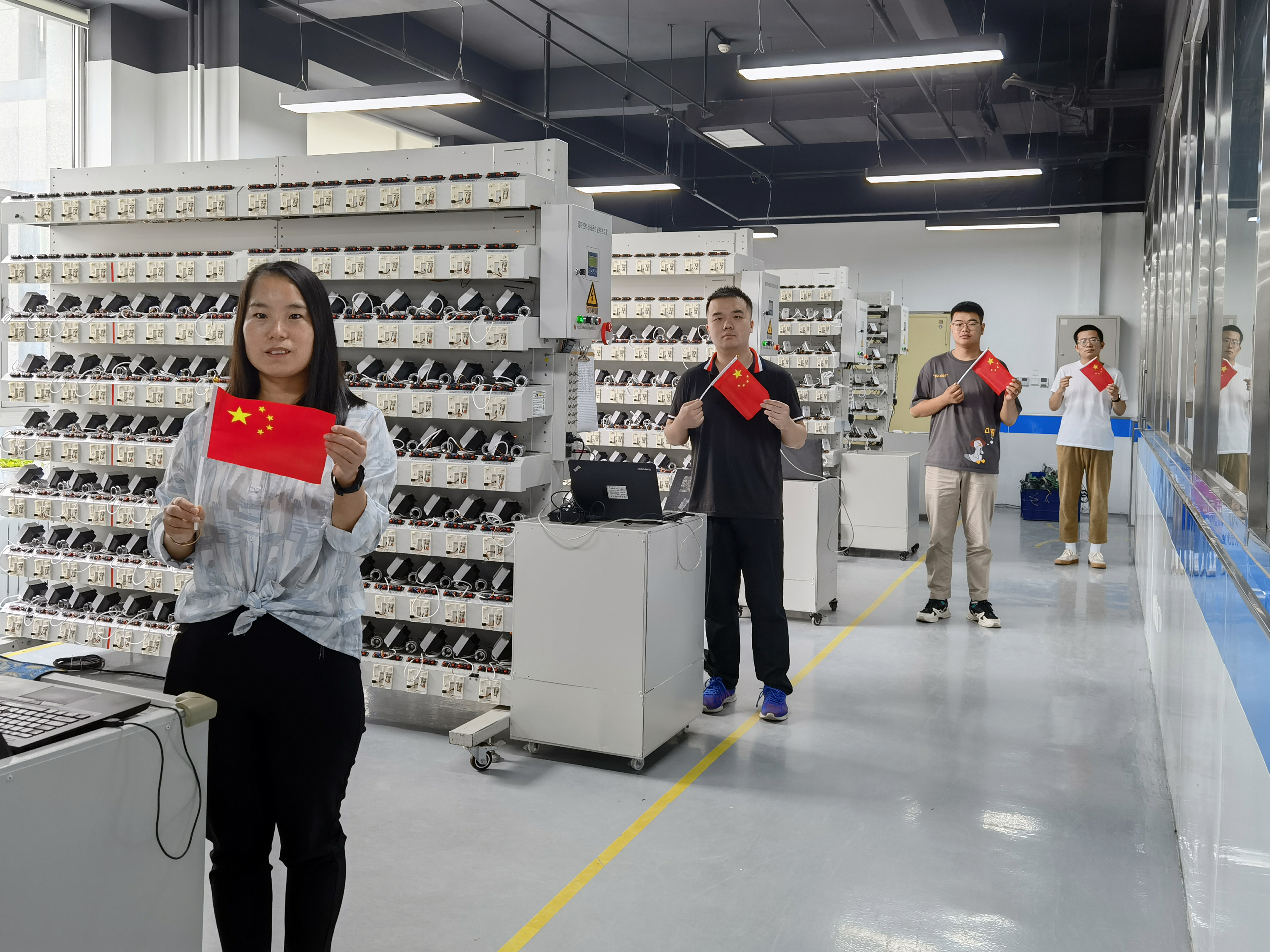 我和国旗合个影丨来自工大科雅人的表白(图8)