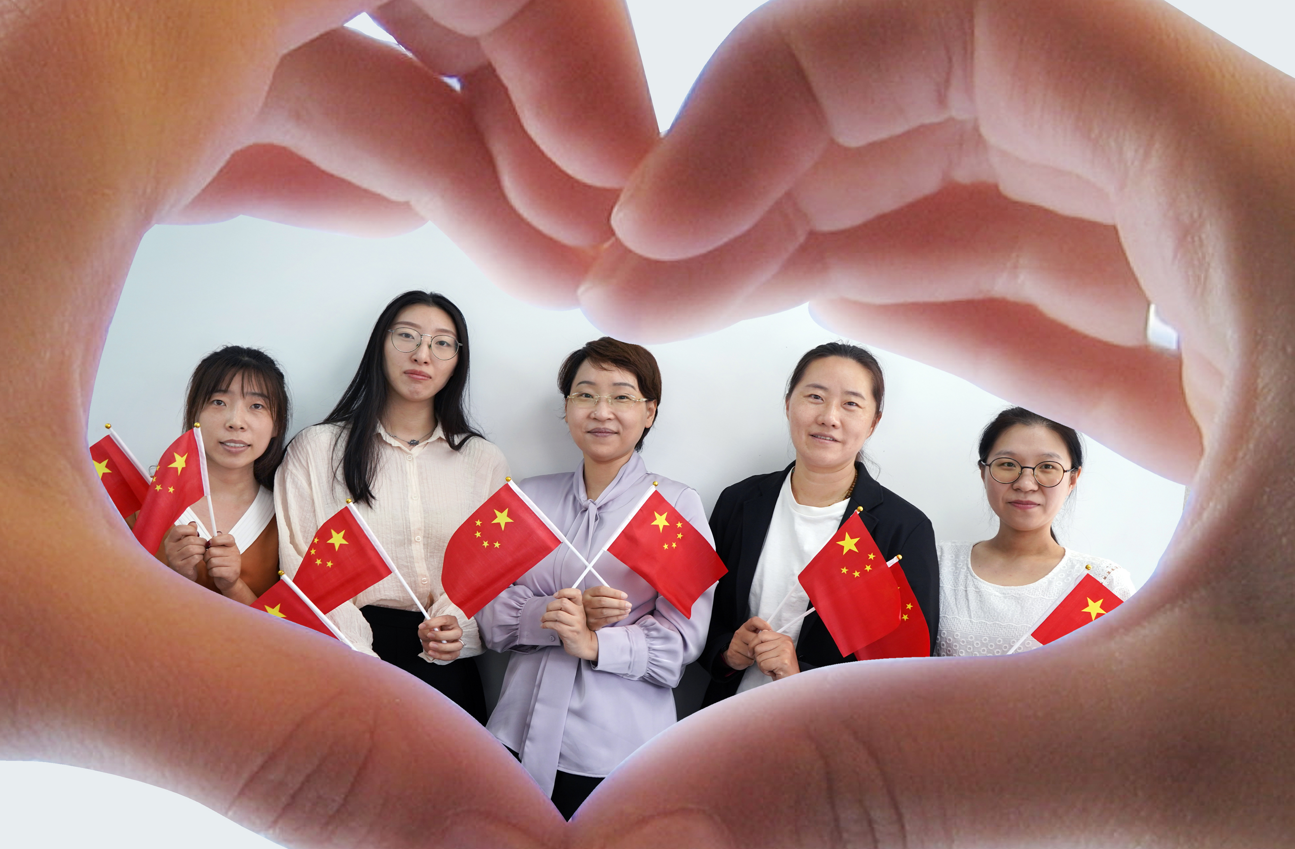我和国旗合个影丨来自工大科雅人的表白(图9)